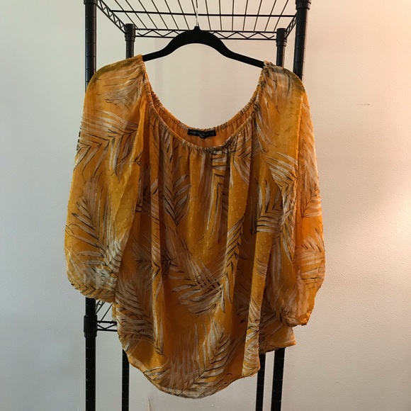 White House Black Market Blouse - Picture 1 of 3